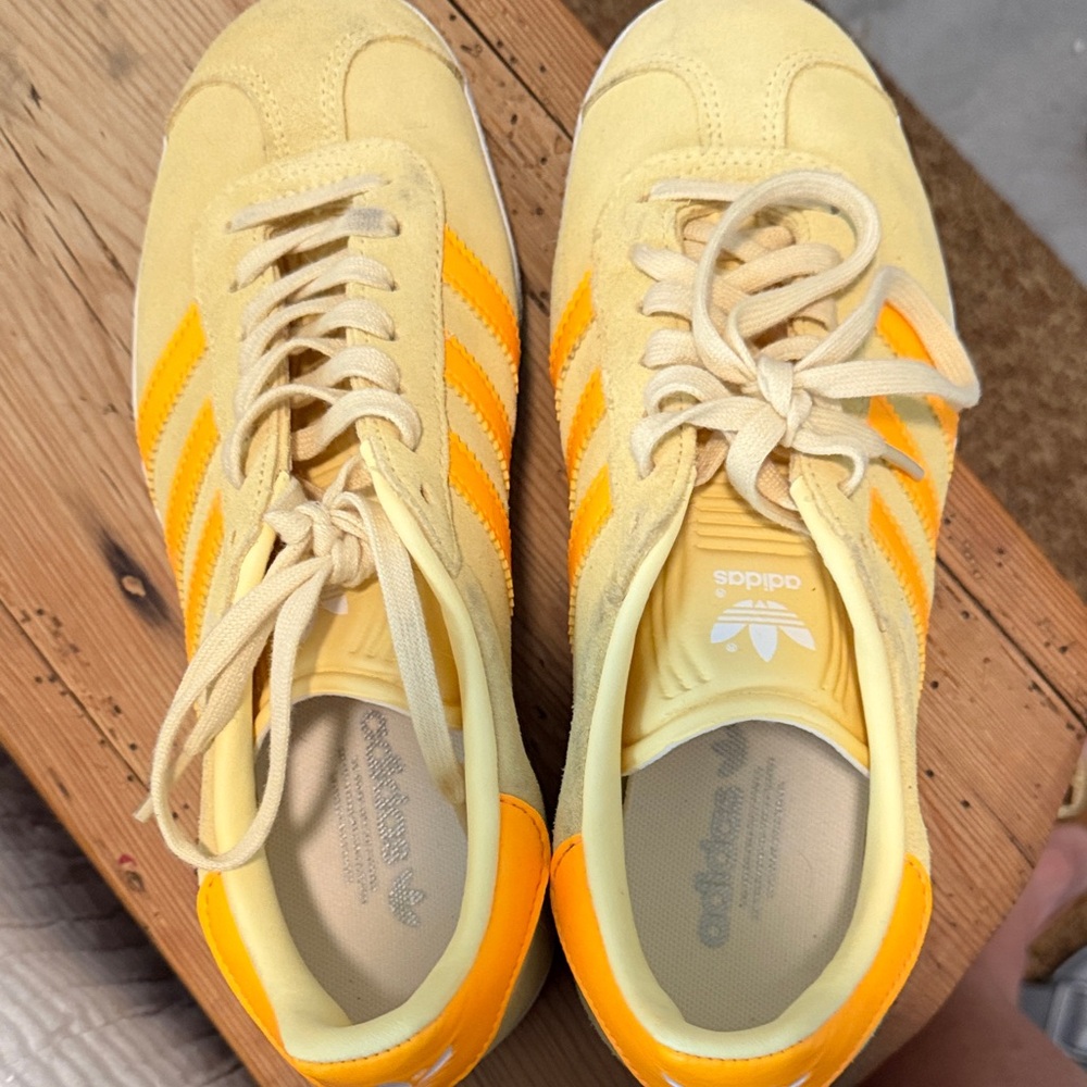 adidas Yellow Suede Low-Top Sneakers with Orange Stripes GAZELLE